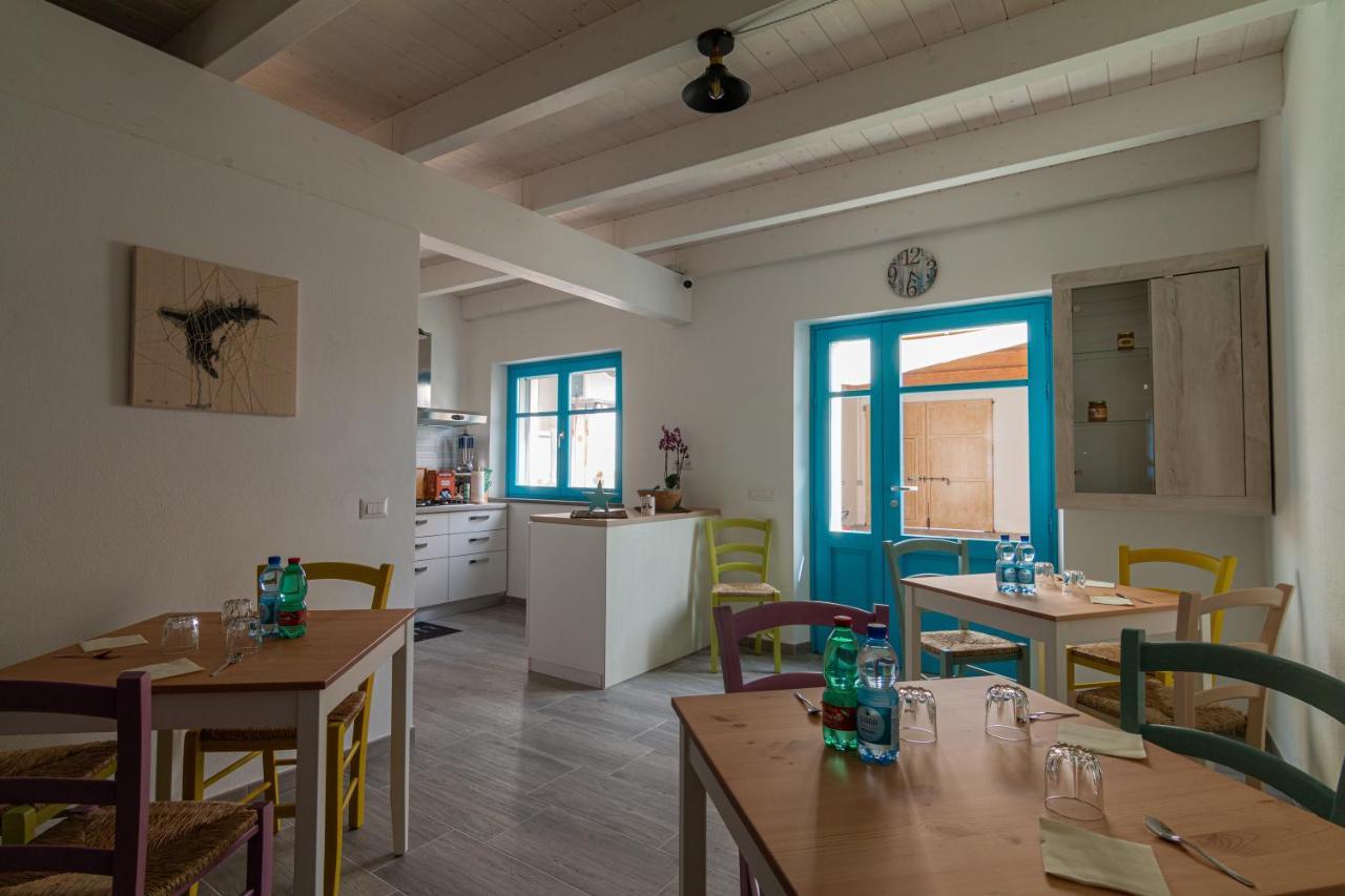 La Vecchia Dimora Bed & Breakfast Marrubiu Exterior photo